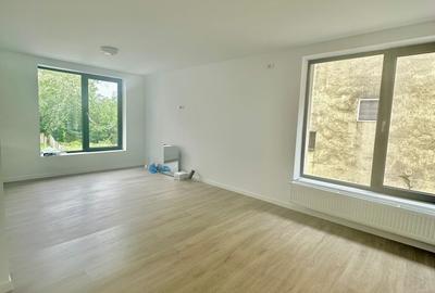 Casă cu 5 camere cu Canalizare în Mihai Bravu - 25