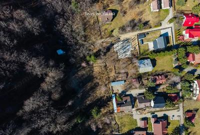 Teren de 738 mp, în Poiana - 2