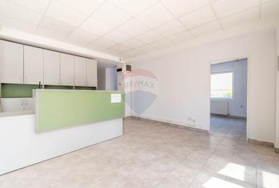 Casa cu 12 camere de inchiriat, Str. Traian - 3