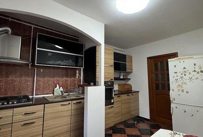 Apartament cu 3 camere decomandat în Exterior Vest - 8