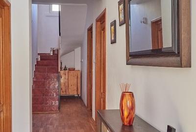 Casă individuală cu 5 camere cu Canalizare în Bucureștii Noi - 9