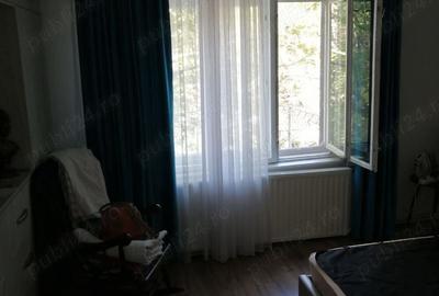 Apartament la casa 3 camere - 4