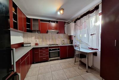 Casă cu 4 camere cu Canalizare în Florești - 3