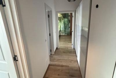 Apartament cu 2 camere, mobilat în Central