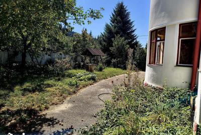 Casă cu 4 camere cu Teren 1000 Mp în Tractorul - 8