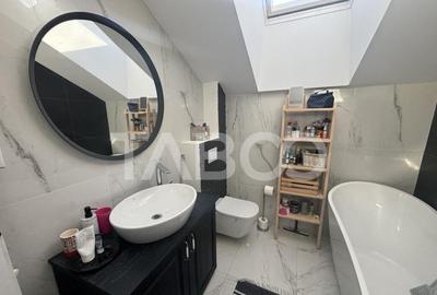 Casă cu 3 camere cu Canalizare în Șura Mare - 1