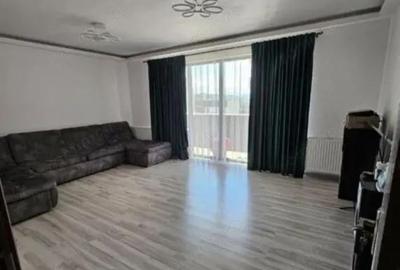 Apartament 3 camere Isaran -Cu parcare - 1