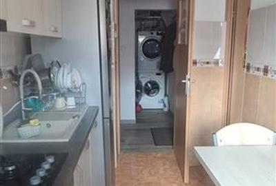 Apartament 3 camere Tractorul cu loc de parcare - 9