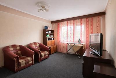 Apartament cu 3 camere decomandat, mobilat în Nicolina - 3