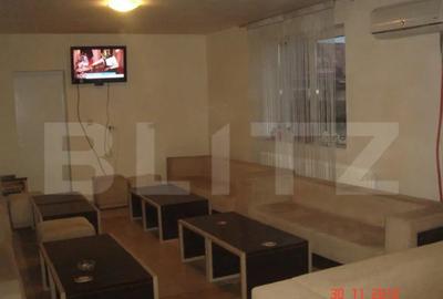 Casă cu 2 camere cu Teren 5600 Mp în Central