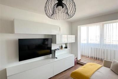 Apartament cu 3 camere decomandat în Dacia - 2