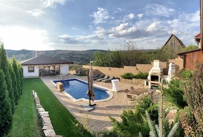 Casă cu 2 camere cu Teren 350 Mp în Central - 3