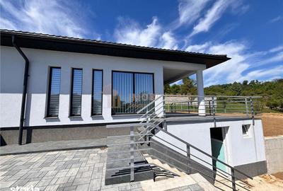 Casă cu 4 camere cu Teren 700 Mp în Valea Borcutului - 19