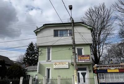 Spațiu comercial, de 300 mp, în Central