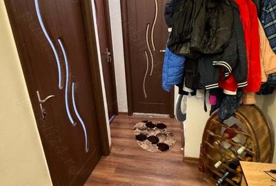 Apartament 3 camere decomandat mobilat etaj3 - 5