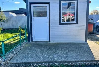 Spațiu comercial, de 1,433 mp, în Groși - 9