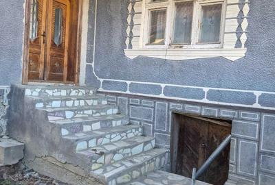 Casă cu 4 camere în Șanț - 7