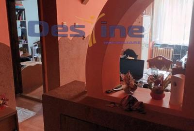 Apartament cu 3 camere decomandat, mobilat în Nord-Est