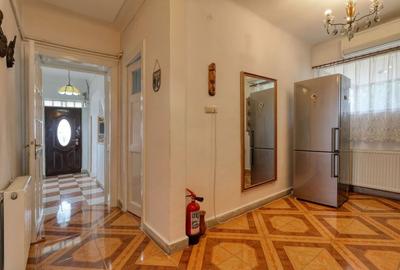 Investitie -Oportunitate - Casă boierească  de poveste- 7000 mp teren, - 48