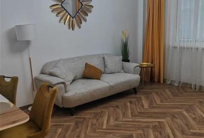 Apartament NOU 3 camere 2 bai balcon Parc Sub Arini