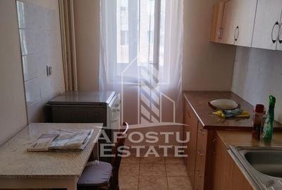 Apartament cu 2 camere, Semidecomandat, zona Centrala Apartament cu 2 camere, Semidecomandat, zona Centrala - 2