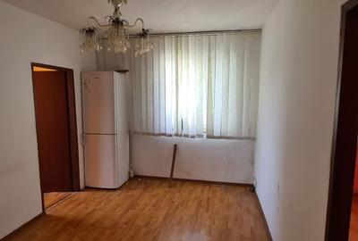 Apartament cu 3 camere în Central - 4