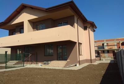 Duplex cu 4 camere cu Teren 300 Mp în Domnești - 4