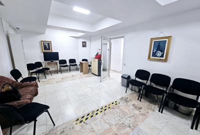 Spațiu comercial, de 190 mp, în Central - 3