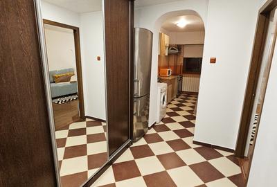 Garsonieră decomandată, mobilată în Nerva Traian - 7