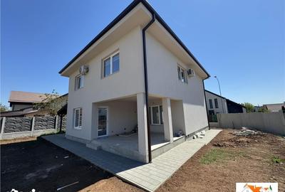 Casă cu 4 camere cu Teren 476 Mp în Cetate - 16