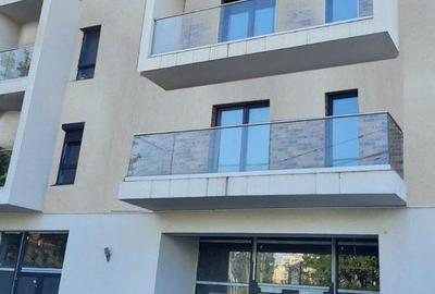 Spațiu comercial, de 490 mp, în 13 Septembrie - 1