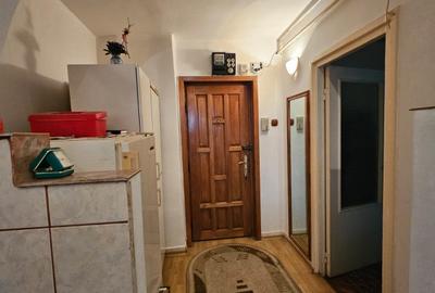 Apartament cu 2 camere bld. Balcesu langa brutaria Panaur si restaurant Dunarea - 2