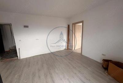 Apartament cu 2 camere decomandat în Independenței