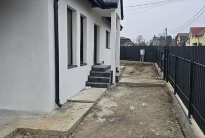 Casă cu 3 camere cu Teren 400 Mp în Bârnova - 5