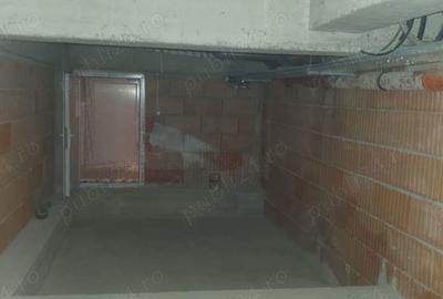 Spațiu comercial, de 10 mp, în Central - 1