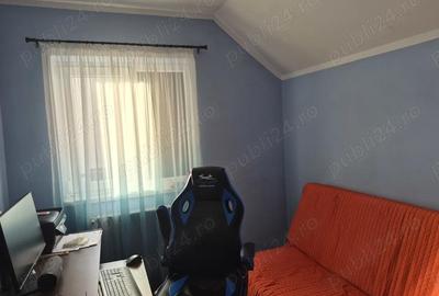 Casă cu 4 camere cu Teren 427 Mp în Central - 2