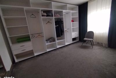 Apartament cu 4 camere decomandat în Holboca - 9