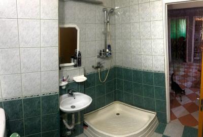 Apartament cu 4 camere semidecomandat în Berceni - 9