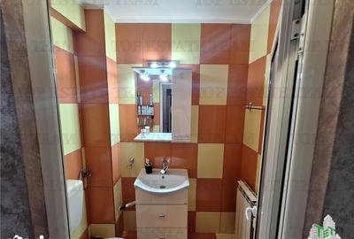 Apartament cu 3 camere decomandat, mobilat în Buzaului - 13