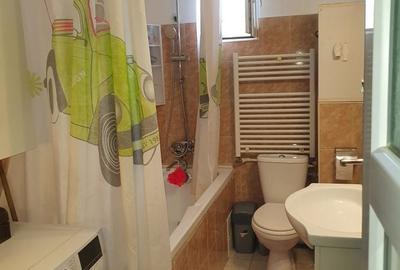 Apartament cu 3 camere decomandat în Central - 2