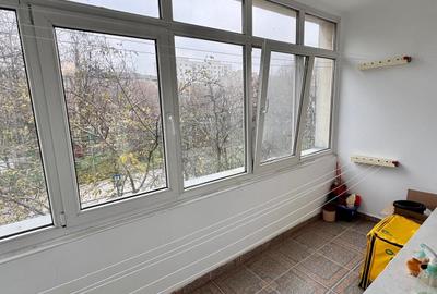 Apartament 3 camere - complet renovat - 4 minute pana la metrou! - 16