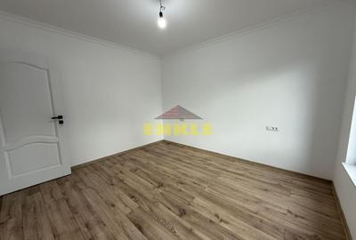 Casă individuală cu 5 camere cu Canalizare în Central - 4