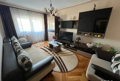 Vand apartament 3 camere- Zona Terezian, langa liceul Lia - 4