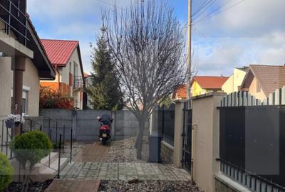 Casa spa?ioasa, de vanzare, cu 4 camere, 120 mp, zona Sel - 12