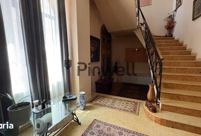 Casă cu 9 camere cu Teren 679 Mp în Cotroceni - 8