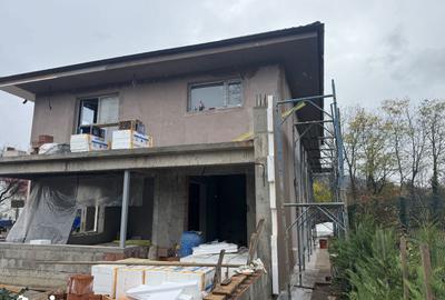 Casă cu 6 camere cu Teren 700 Mp în Breaza - 14