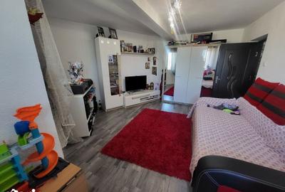 Apartament cu 3 camere decomandat în Micro 13 - 5