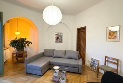 Apartament cu 5 camere decomandat în Victoriei - 4