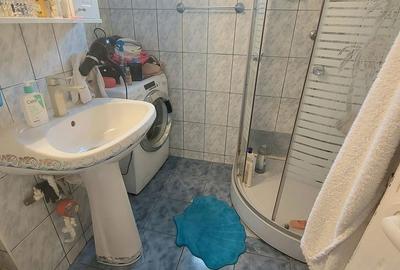 Apartament cu 2 camere decomandat în Decebal