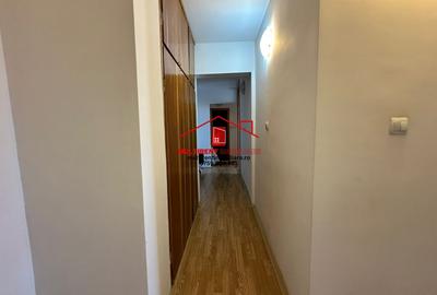 Apartament cu 3 camere decomandat în C5 - 11